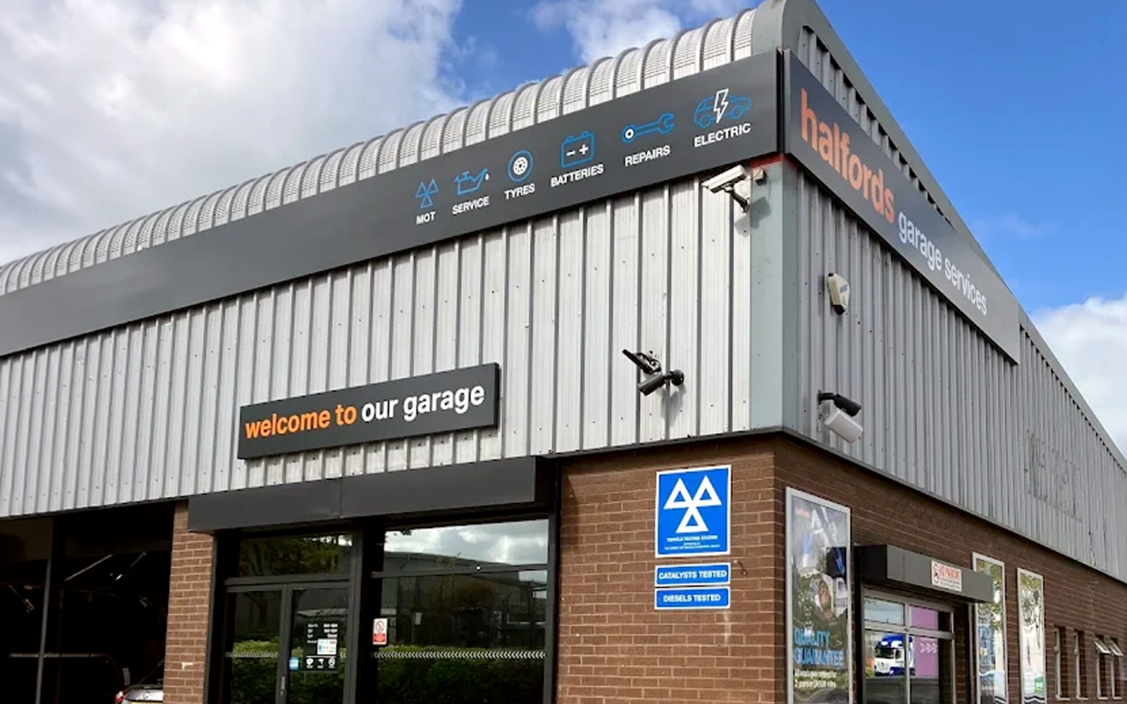 Halfords garage services exterior