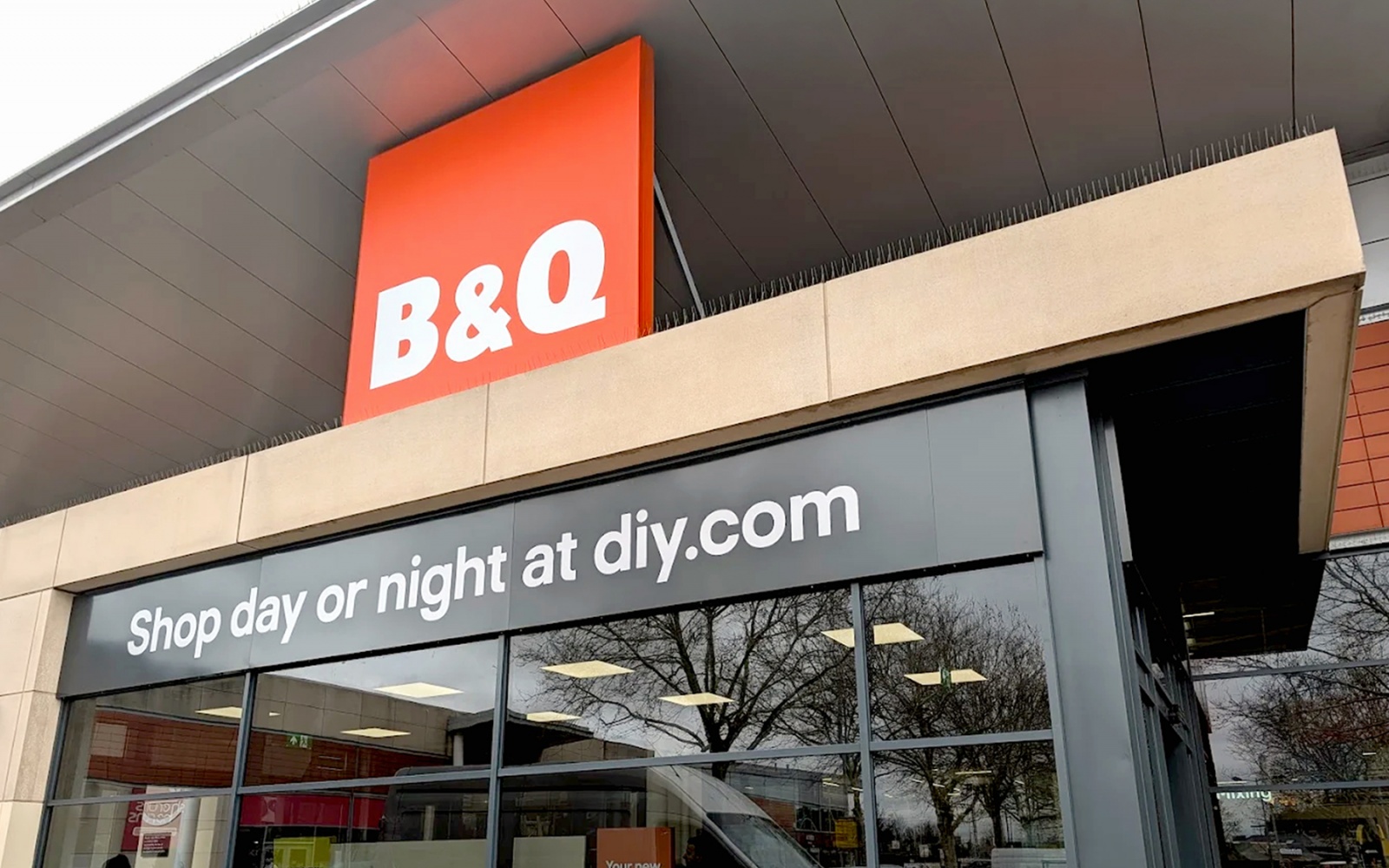 B&Q Harringay external