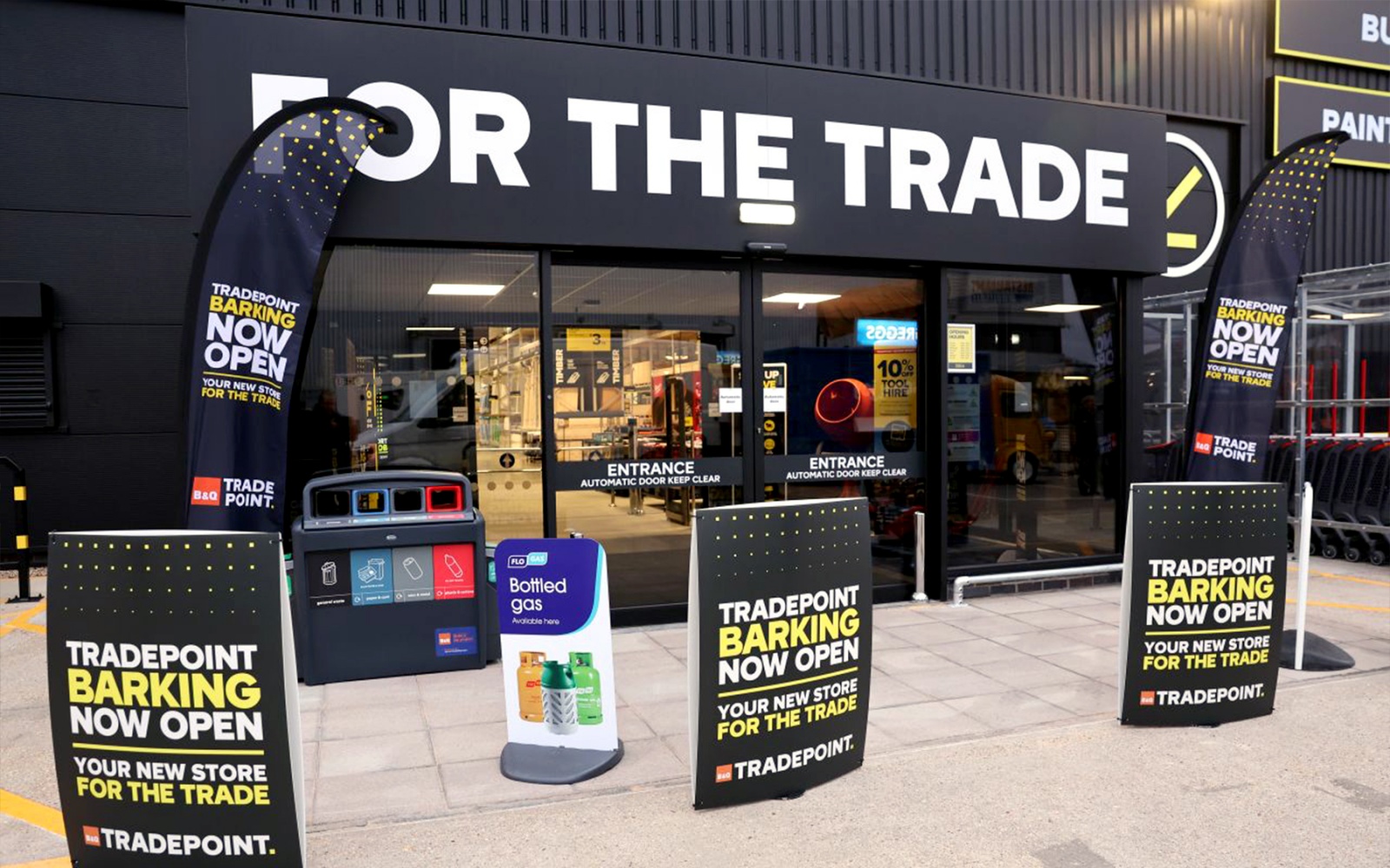 Tradepoint Barking external fascia signage
